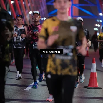 Runner Photo 6714792