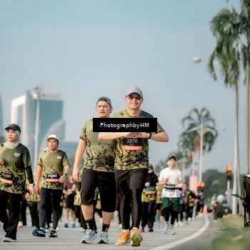 Runner Photo 6714804