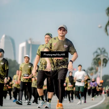 Runner Photo 6714809
