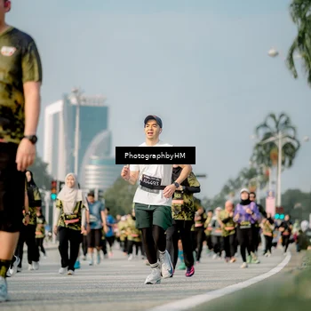 Runner Photo 6714833