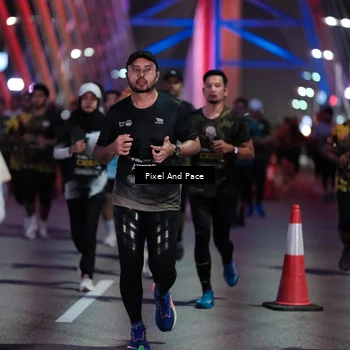 Runner Photo 6714852