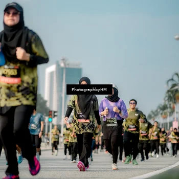 Runner Photo 6714873