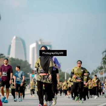 Runner Photo 6714877