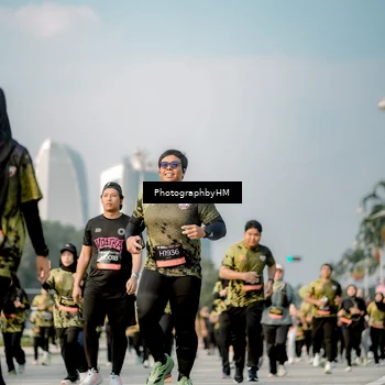 Runner Photo 6714888