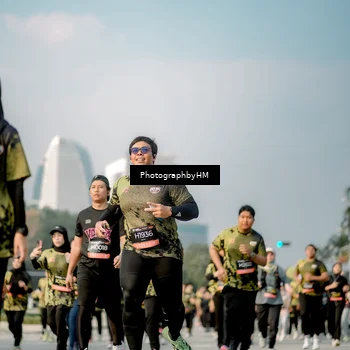 Runner Photo 6714905