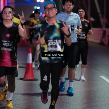 Runner Photo 6714935