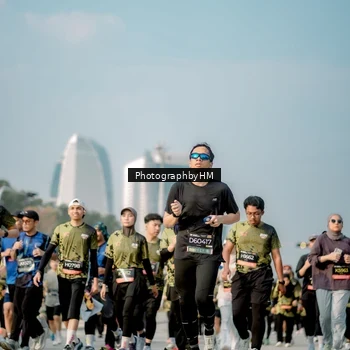 Runner Photo 6714943