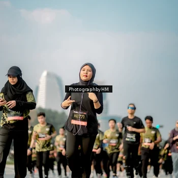 Runner Photo 6714944