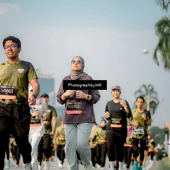 Runner Photo 6714971