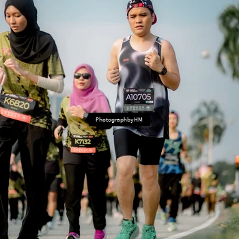 Runner Photo 6714993