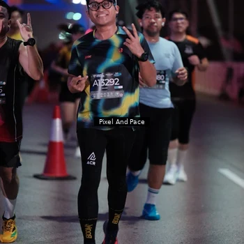 Runner Photo 6715003