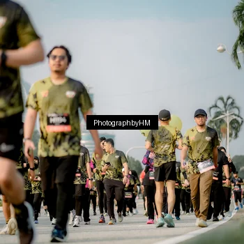 Runner Photo 6715023