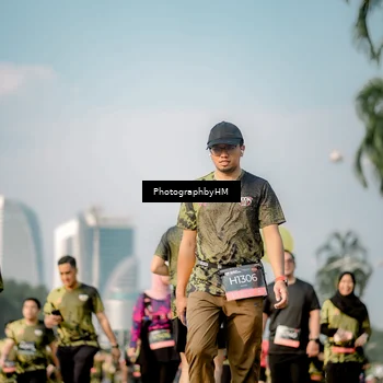 Runner Photo 6715024