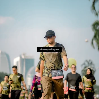 Runner Photo 6715031