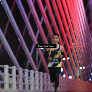 Runner Photo 6715039