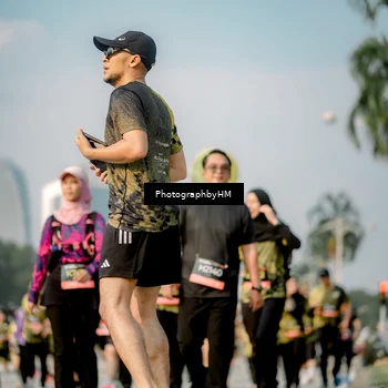 Runner Photo 6715043