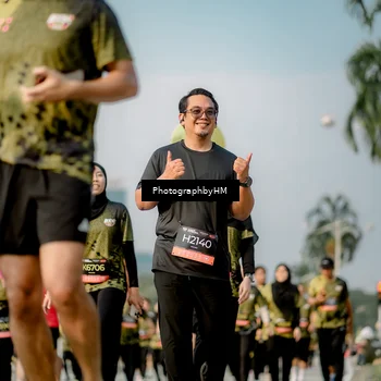 Runner Photo 6715046