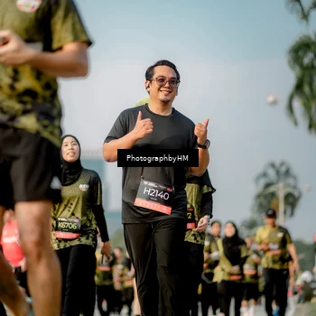 Runner Photo 6715047