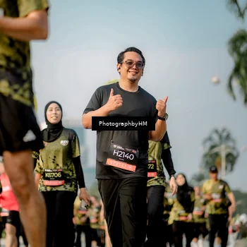 Runner Photo 6715049