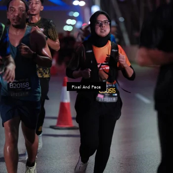 Runner Photo 6715050