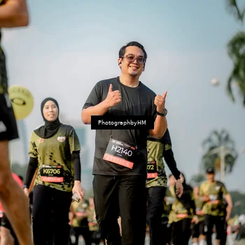 Runner Photo 6715051