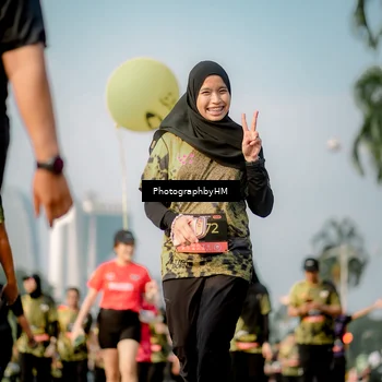 Runner Photo 6715054