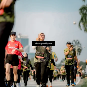 Runner Photo 6715056