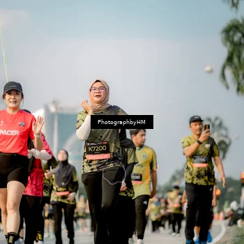 Runner Photo 6715061