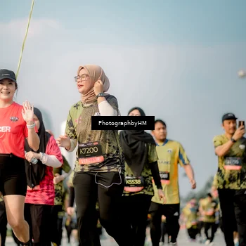 Runner Photo 6715071
