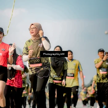 Runner Photo 6715072