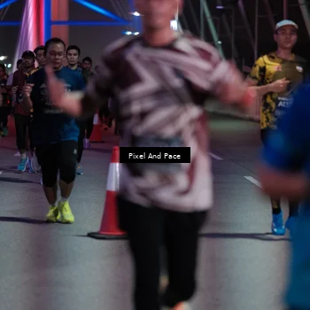 Runner Photo 6715074
