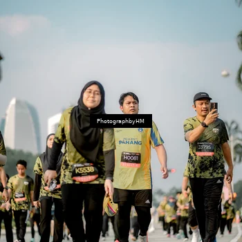 Runner Photo 6715075