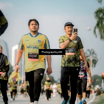 Runner Photo 6715081