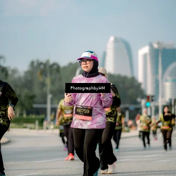Runner Photo 6715102