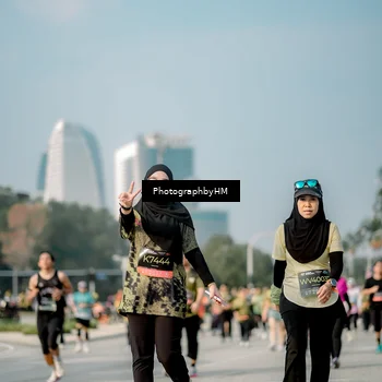 Runner Photo 6715113