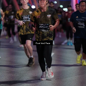 Runner Photo 6715119