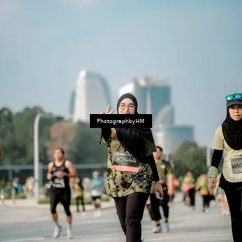 Runner Photo 6715123
