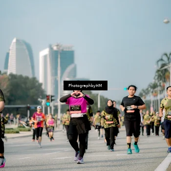 Runner Photo 6715137