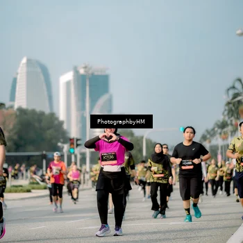 Runner Photo 6715138