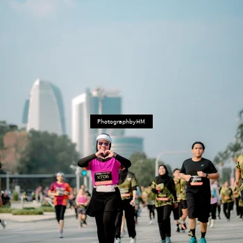 Runner Photo 6715147