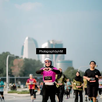 Runner Photo 6715181