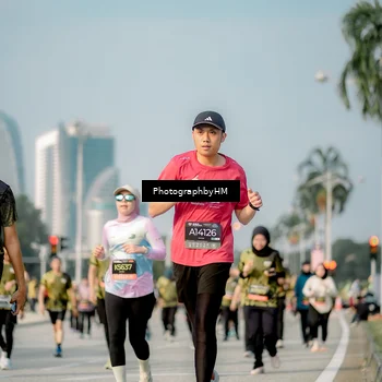 Runner Photo 6715191