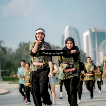 Runner Photo 6715193