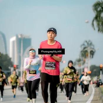 Runner Photo 6715198