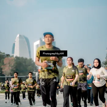 Runner Photo 6715207