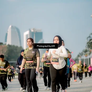 Runner Photo 6715215