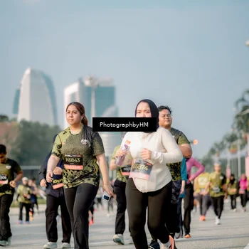 Runner Photo 6715216