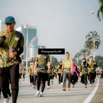 Runner Photo 6715236