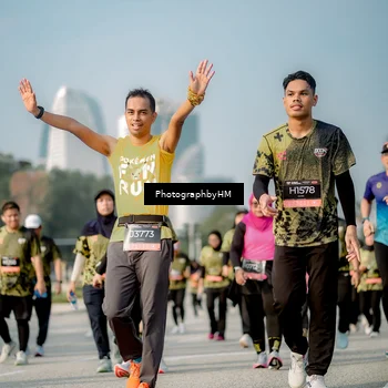 Runner Photo 6715244