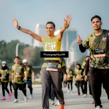 Runner Photo 6715246